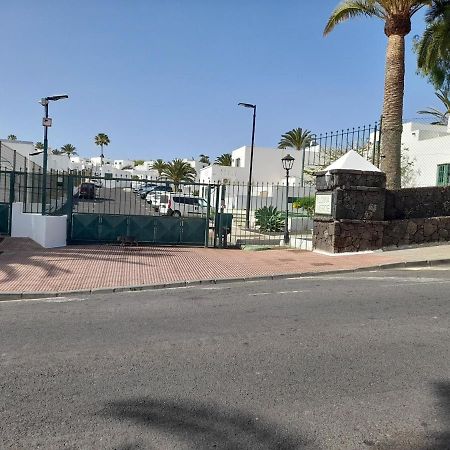 Fabulous 1-Bed Apartment In Puerto Del Carmen Пуерто дел Кармен Екстериор снимка