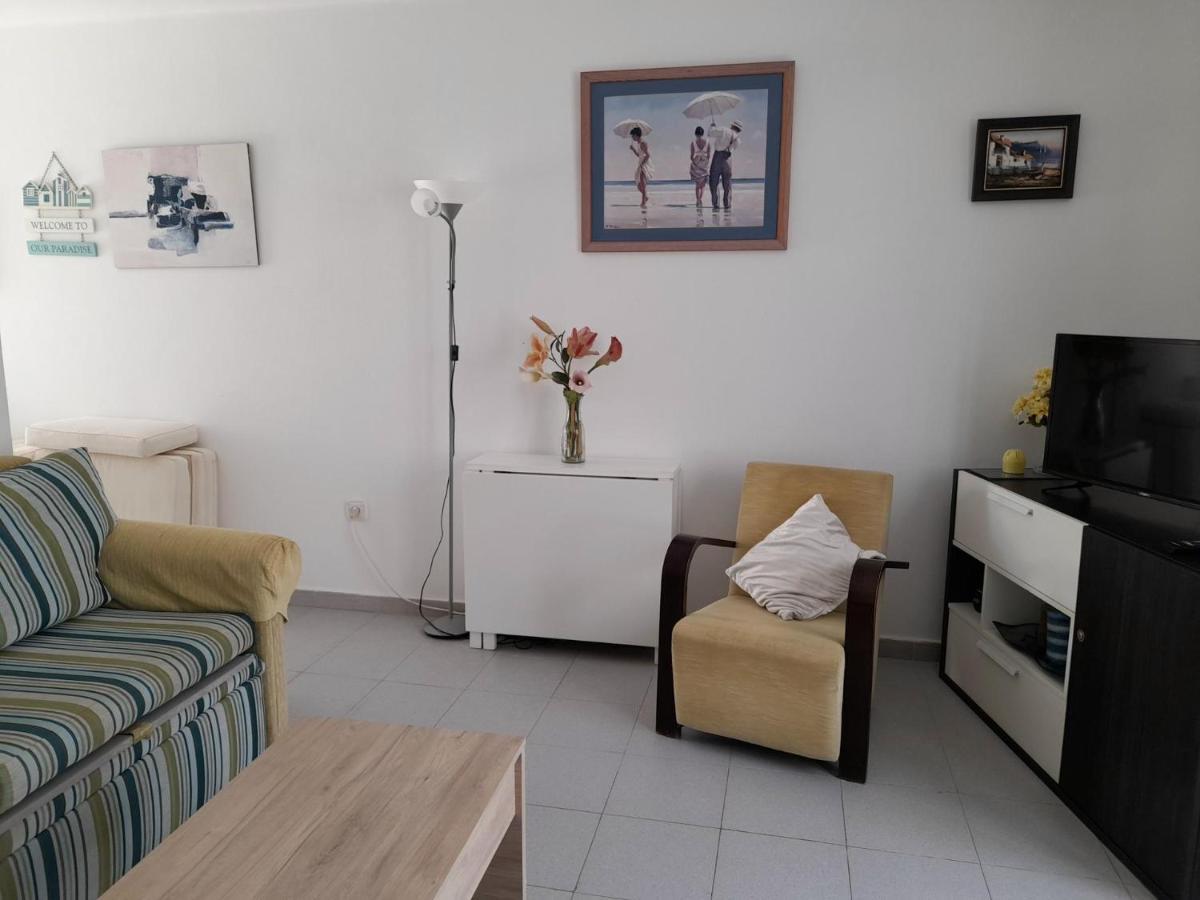 Fabulous 1-Bed Apartment In Puerto Del Carmen Пуерто дел Кармен Екстериор снимка